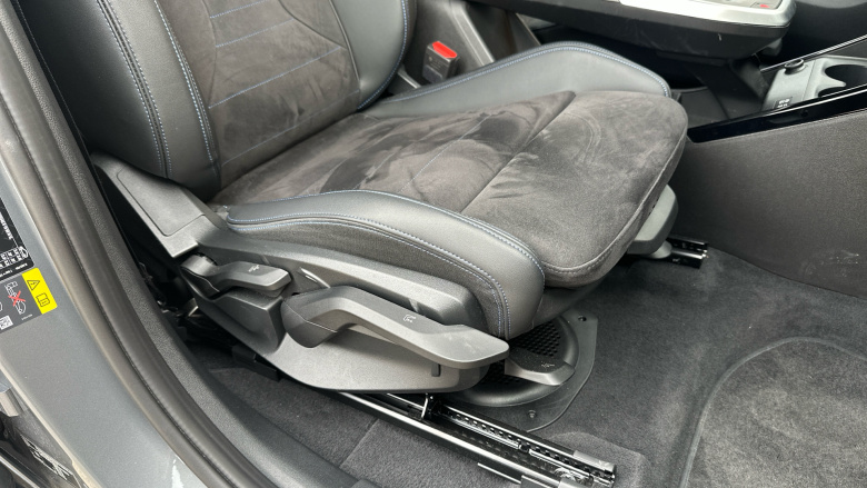 BMW 2 Series 225e xDrive M Sport 5dr DCT Hatchback